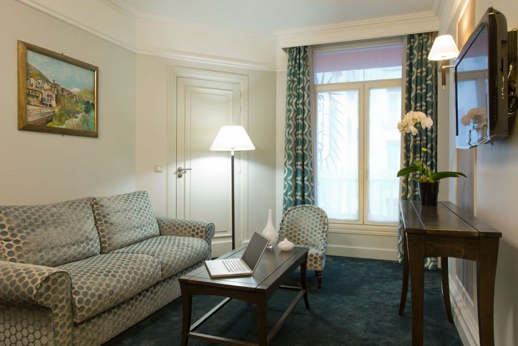 Hotel California Champs Elysees Paris Eksteriør billede