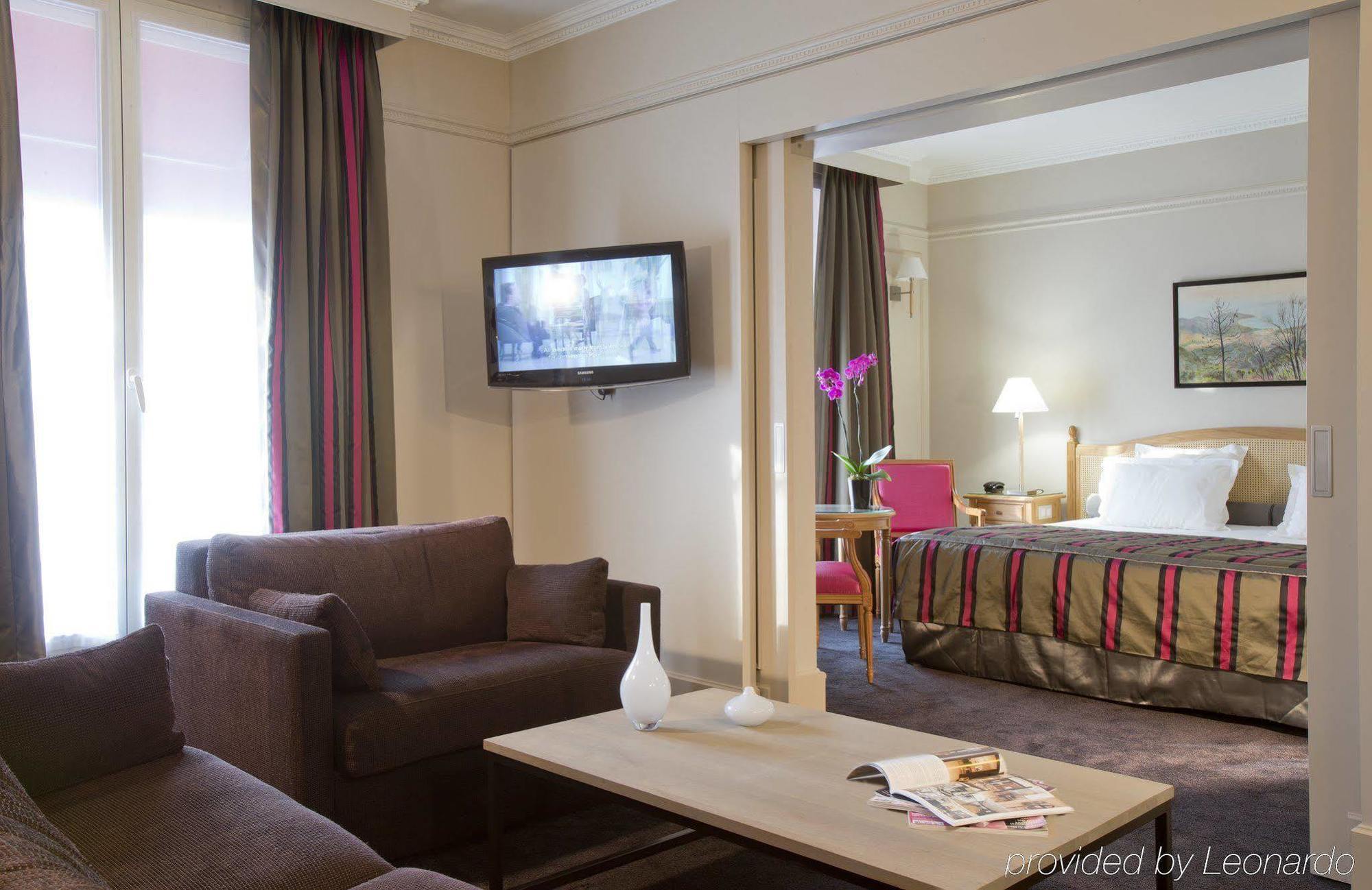 Hotel California Champs Elysees Paris Eksteriør billede